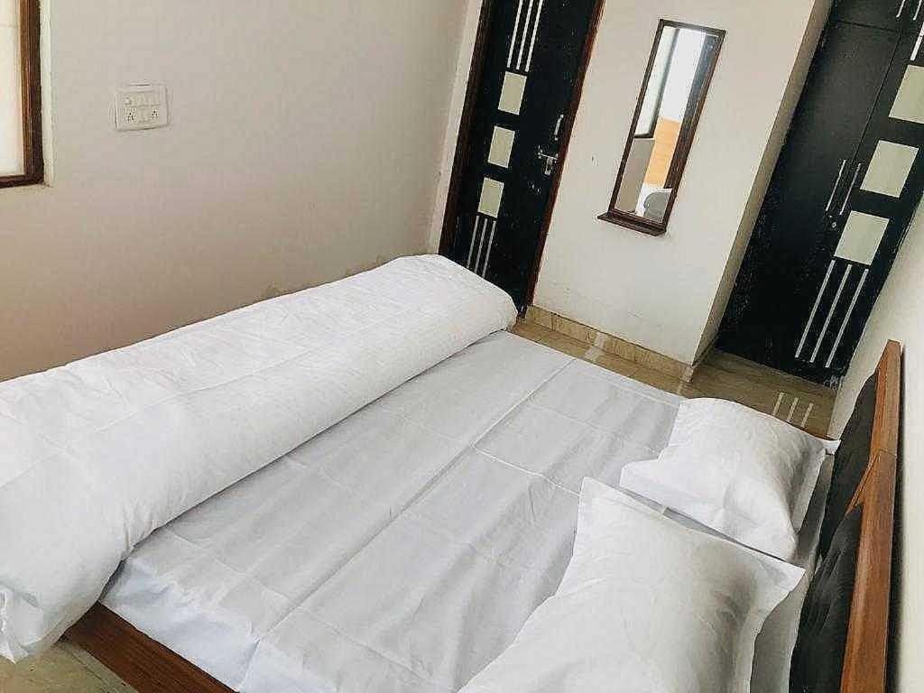 Pop New Hotel Hometown Dadri Buitenkant foto